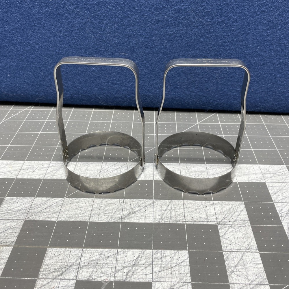 Biscuit Cutter Serrated‎ Edge Chopper Lot Of 2 Kwik-Kut MFG Co Mohawk NY